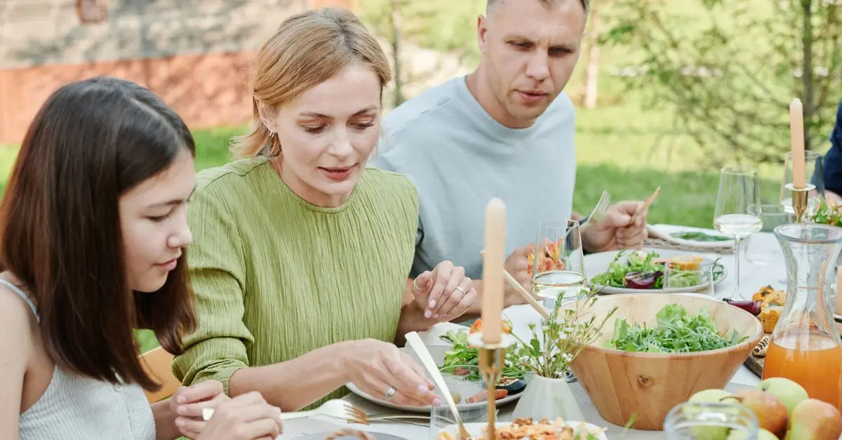 Repas lowcarb pour toute la famille : 10 idées adaptées