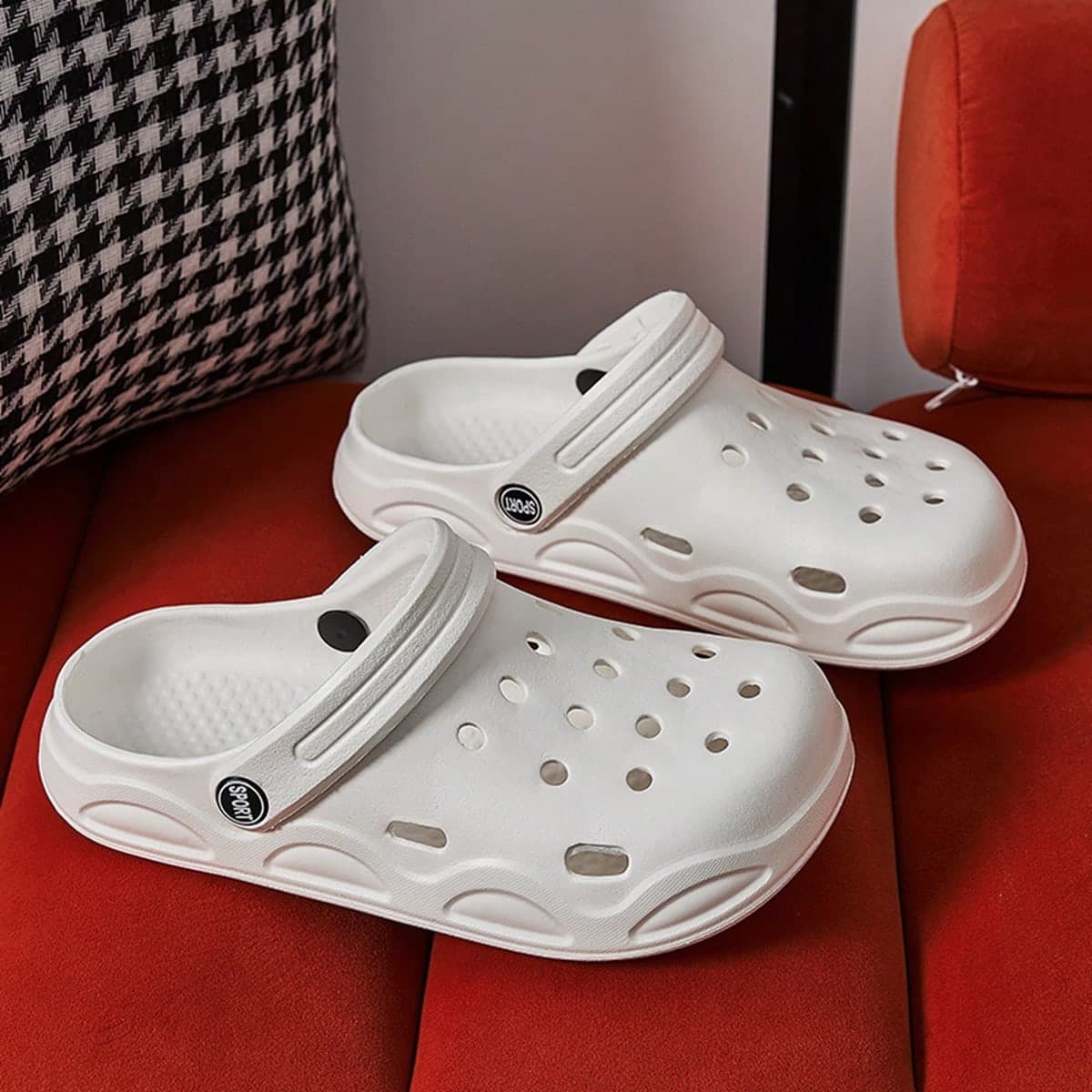 Sandales pour femmes respirantes décontractées à semelle souple évidées, chaussures de plage à séchage rapide pour l'été