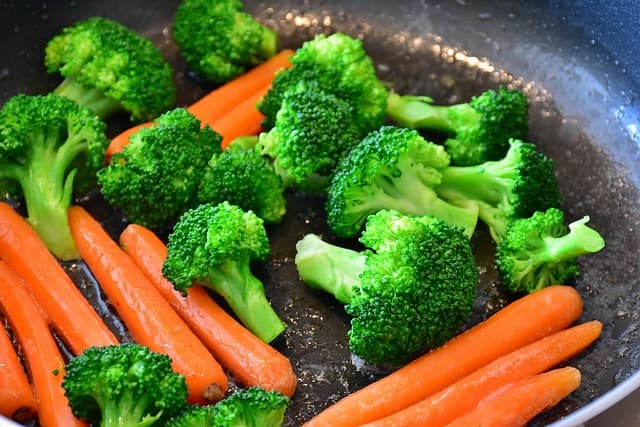 Repas lowcarb pour les soirées d'été : 10 recettes rafraîchissantes